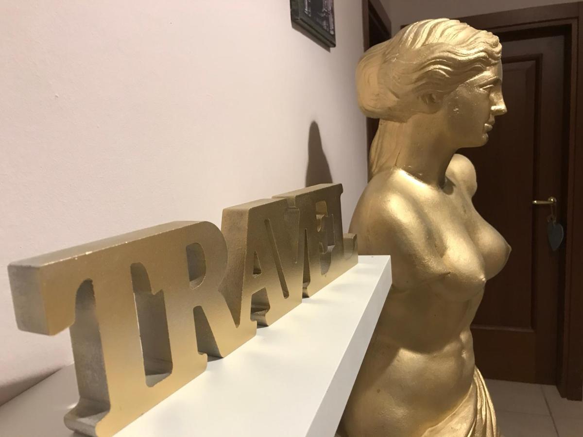 Affittacamere Home&Stazione Болоня Екстериор снимка