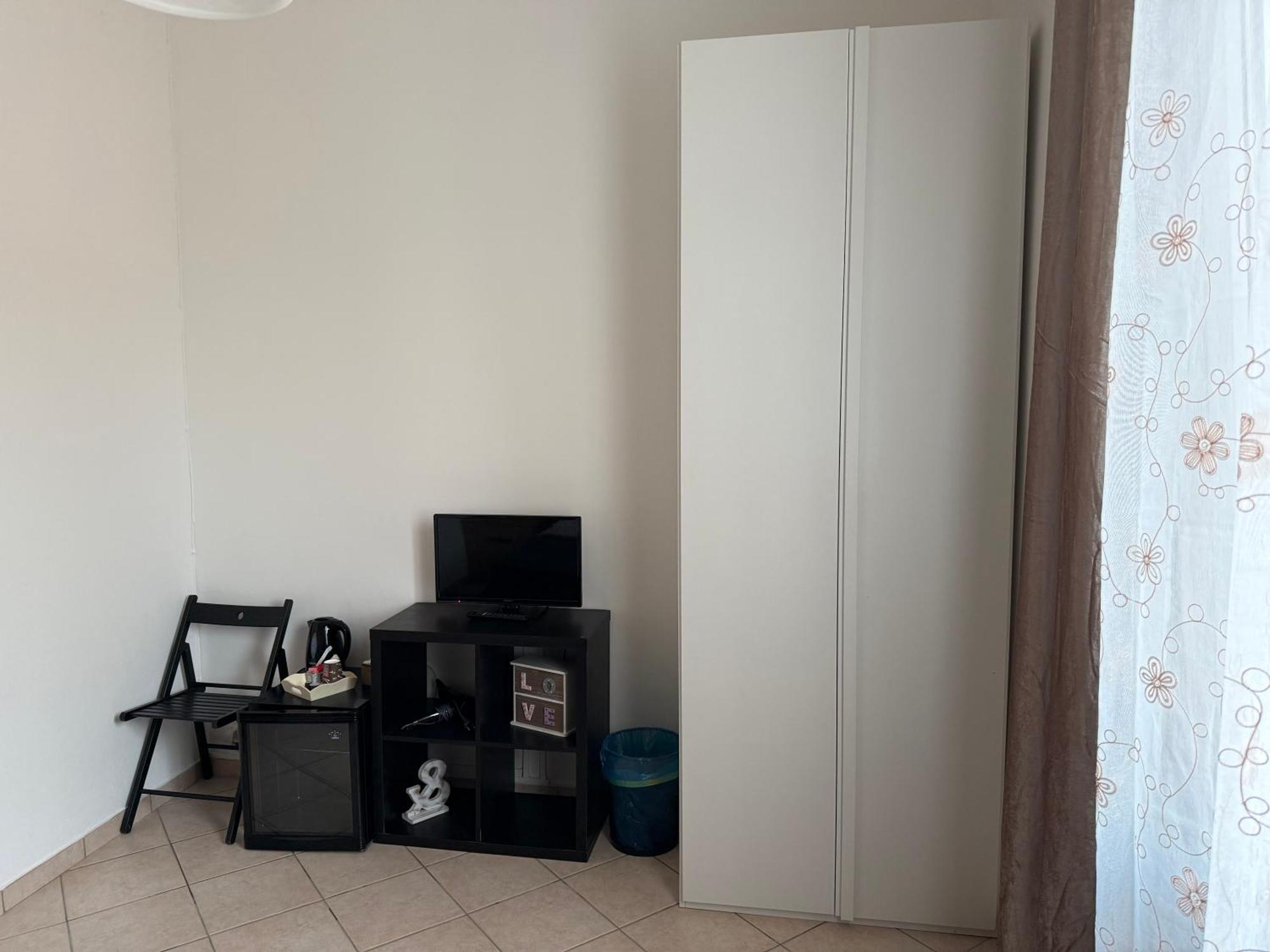 Affittacamere Home&Stazione Болоня Екстериор снимка