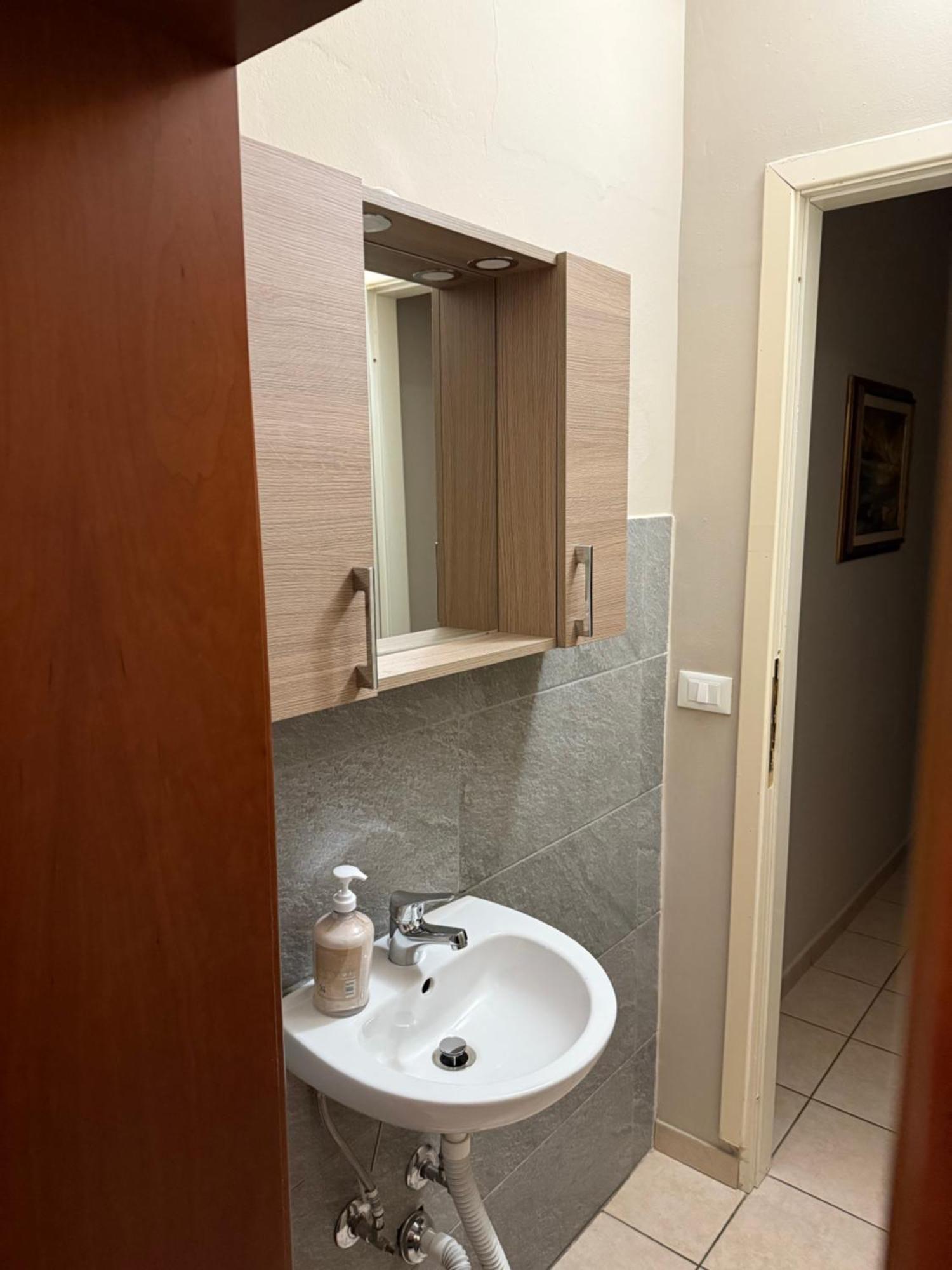 Affittacamere Home&Stazione Болоня Екстериор снимка
