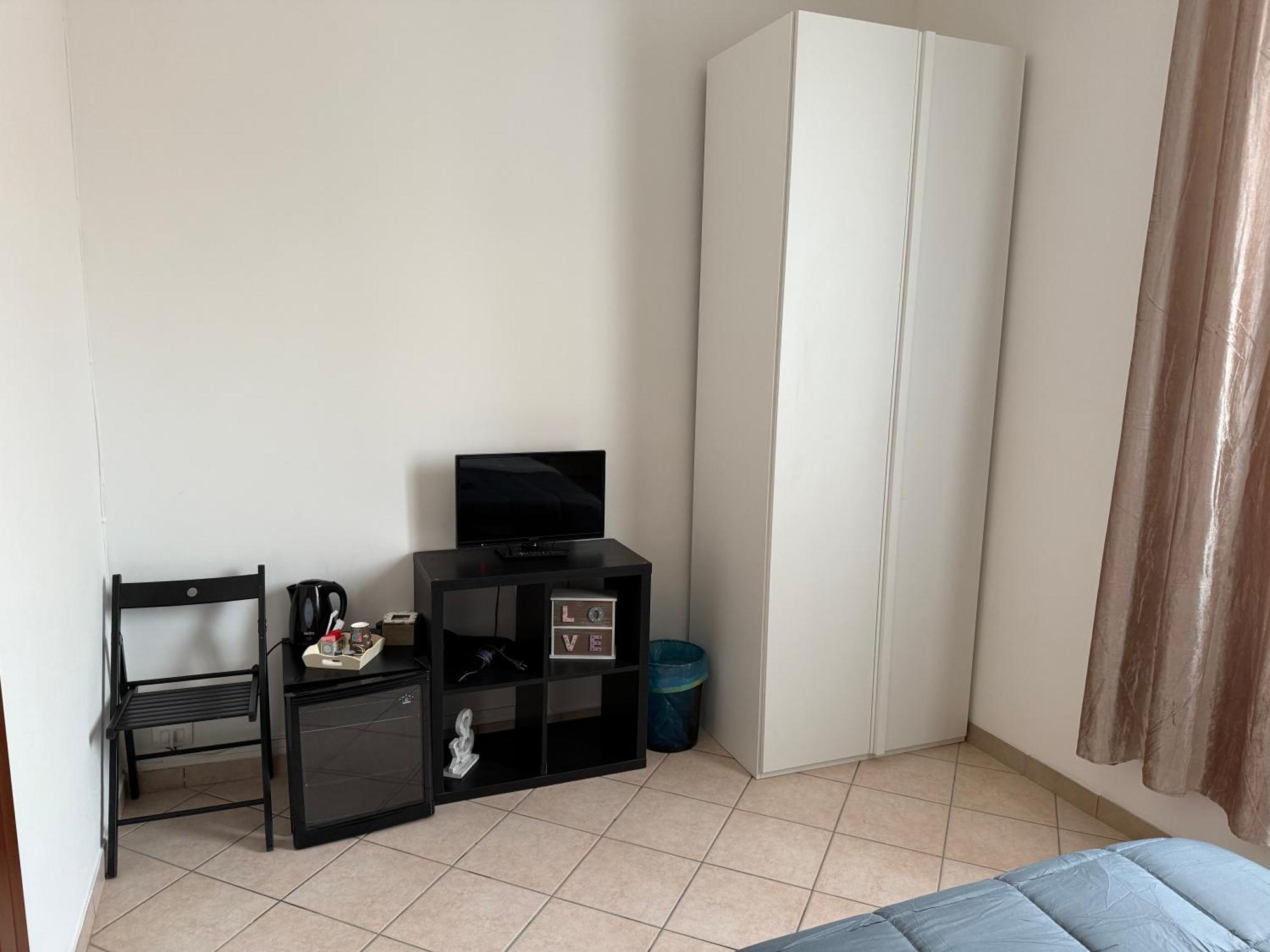 Affittacamere Home&Stazione Болоня Екстериор снимка